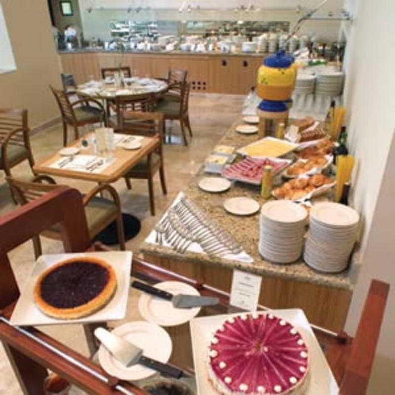 Fiesta Inn Culiacán Restaurant foto